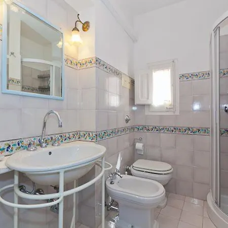 Apartament Vacation Service - Paradiso